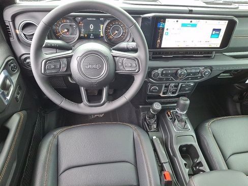 New 2026 Jeep Gladiator Sport AWD/4WD image 9