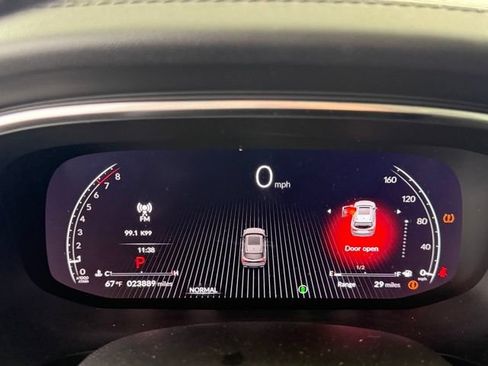 Used 2025 Acura MDX FWD w/ Technology Package image 19