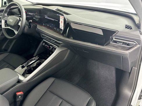 New 2025 Audi Q5 Premium Plus image 27