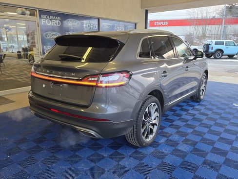 Used 2022 Lincoln Nautilus Reserve w/ Equipment Group 201A image 7