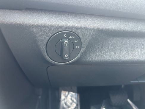 Used 2019 Volkswagen Jetta S w/ Driver Assistance Package FWD image 21