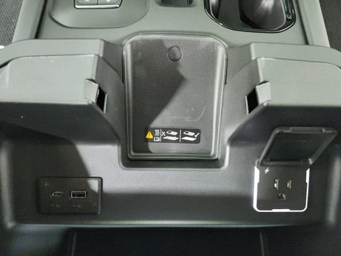 New 2026 GMC Sierra 2500 AT4X AWD/4WD image 34