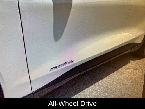 Used 2024 Ford Mustang Mach-E Premium AWD/4WD image 11