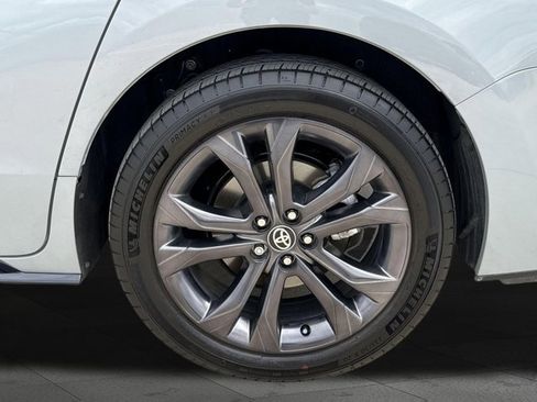 Used 2026 Toyota Sienna XSE FWD image 21