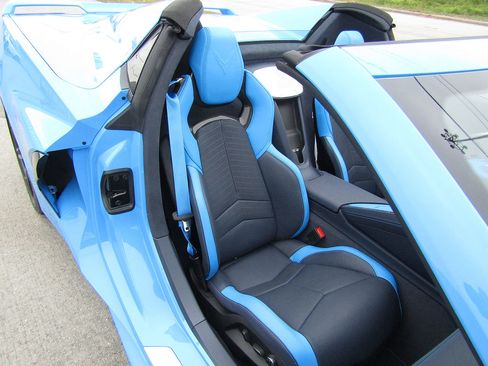 Used 2020 Chevrolet Corvette Stingray Premium Conv w/ 3LT Preferred Equipment Group image 12