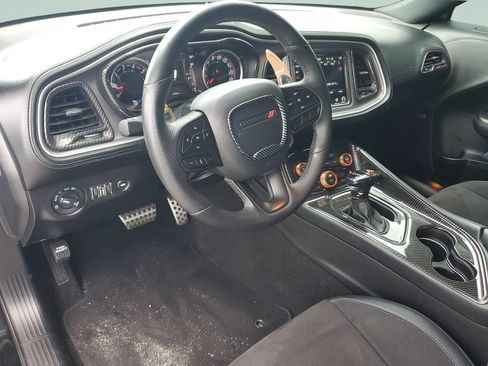 Used 2022 Dodge Challenger R/T Scat Pack w/ Plus Package RWD image 11
