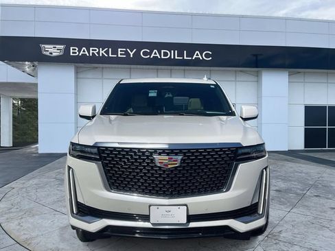 Certified 2021 Cadillac Escalade ESV Premium Luxury AWD/4WD image 8
