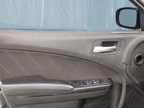 Used 2023 Dodge Charger R/T w/ Blacktop Package image 5