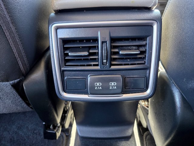 Used 2021 Subaru Forester Limited AWD/4WD image 17