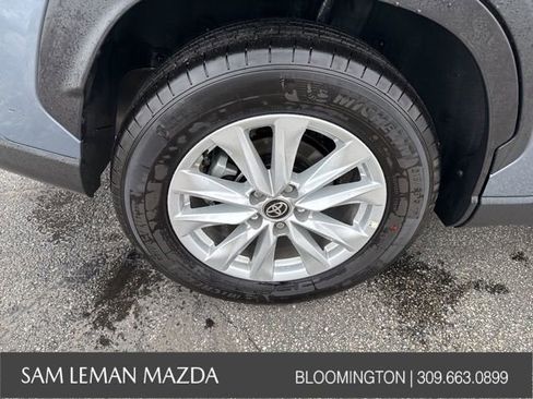 Used 2026 Toyota Corolla Cross LE image 13