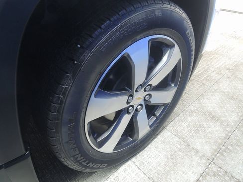 Used 2020 Chevrolet Traverse LT w/ LT Premium Package image 37