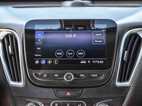 Used 2019 Chevrolet Malibu LT image 14