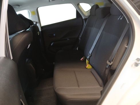 New 2026 Hyundai Kona SE image 13