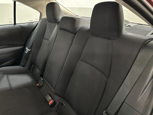 Used 2024 Toyota Corolla LE image 7