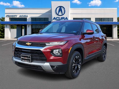 Used 2023 Chevrolet TrailBlazer LT w/ Convenience Package AWD/4WD image 1