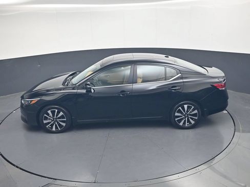 Used 2025 Nissan Sentra SV w/ SV Premium Package FWD image 40