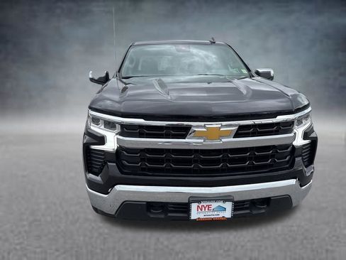 Used 2024 Chevrolet Silverado 1500 LT AWD/4WD image 20