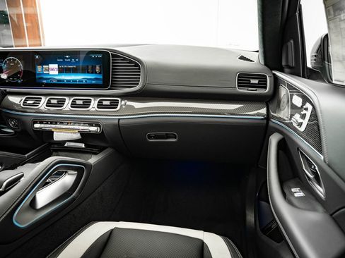 New 2026 Mercedes-Benz GLE 63 AMG S image 54