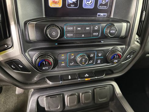 Used 2017 Chevrolet Silverado 1500 LT w/ All Star Edition AWD/4WD image 17