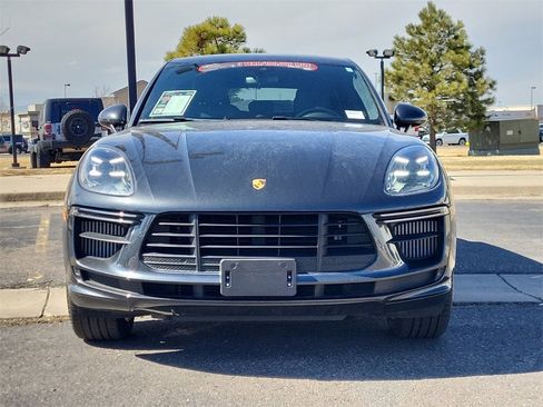 Used 2020 Porsche Macan Turbo image 9