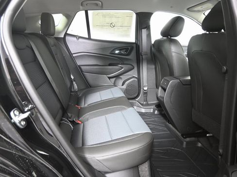 New 2026 Chevrolet Trax LT w/ Driver Confidence Package FWD image 15