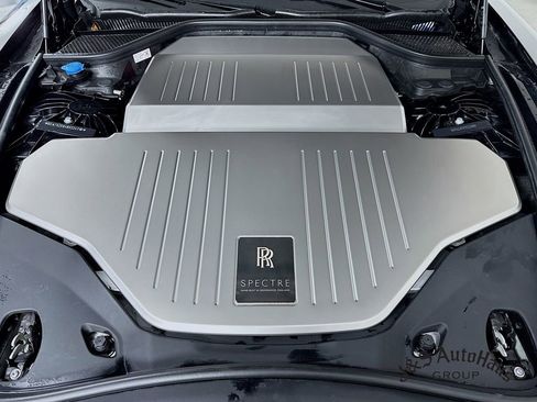 Used 2024 Rolls-Royce Spectre w/ Spectre Launch Package image 38