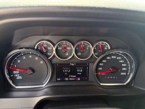 Used 2021 Chevrolet Silverado 1500 LT w/ True North Edition Plus AWD/4WD image 17