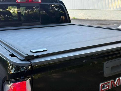 Used 2015 GMC Canyon SLE w/ All-Terrain Package RWD image 21