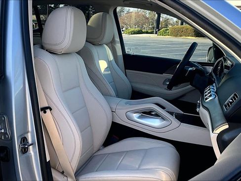 Used 2025 Mercedes-Benz GLE 350 4MATIC image 9