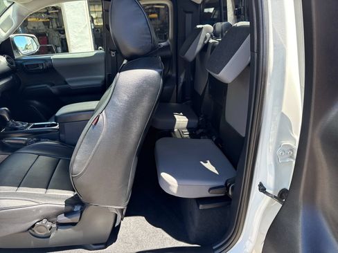 Used 2019 Toyota Tacoma SR RWD image 25