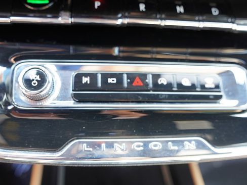 Used 2023 Lincoln Corsair Reserve w/ Jet Appearance Package AWD/4WD image 30