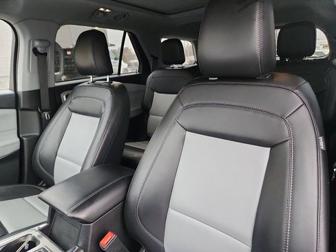 Certified 2023 Ford Explorer XLT w/ Equipment Group 202A image 22