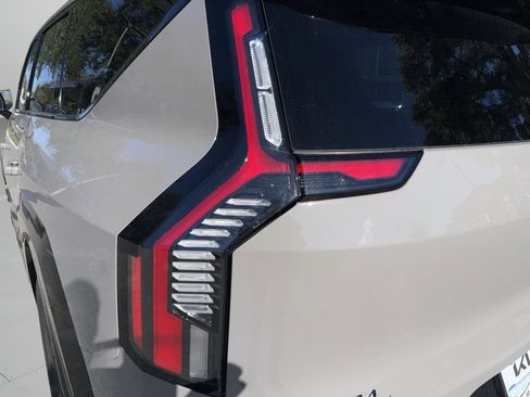 New 2026 Kia EV9 Land w/ Nightfall Edition Package image 32