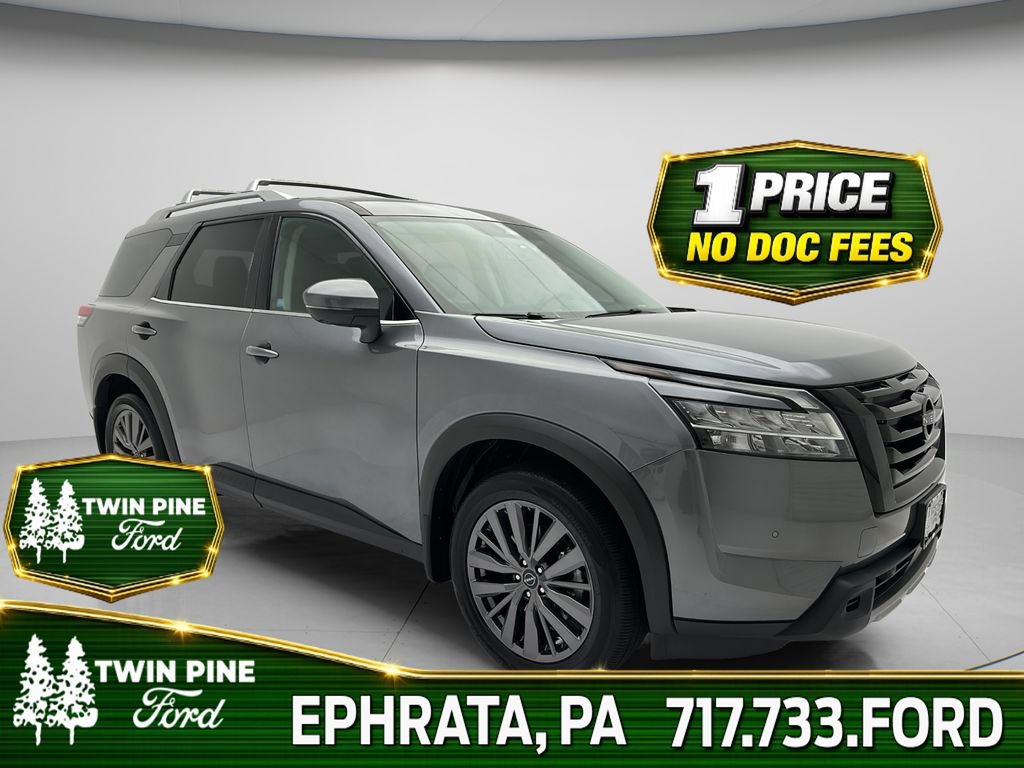 Used 2024 Nissan Pathfinder SL w/ SL Premium Package AWD/4WD image 1