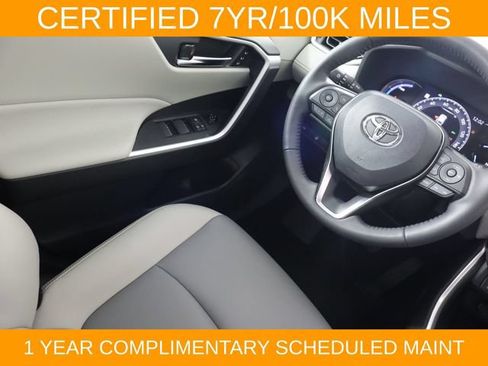 Used 2024 Toyota RAV4 XLE Premium w/ Weather Package AWD/4WD image 20