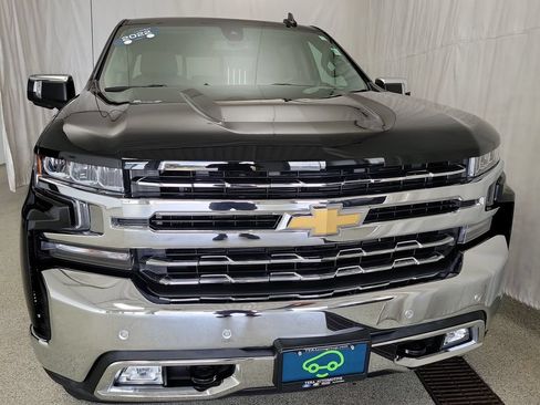 Certified 2022 Chevrolet Silverado 1500 LTZ w/ Safety Package II AWD/4WD image 3