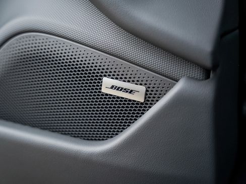 New 2025 Porsche Taycan 4 Cross Turismo image 18