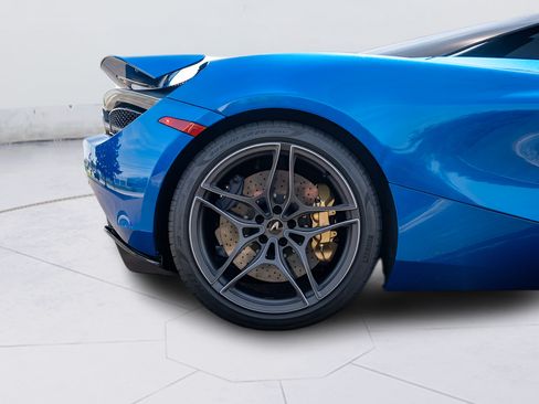 Used 2022 McLaren 720S Spider RWD image 51