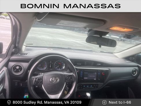 Used 2018 Toyota Corolla SE w/ Carpet Mat Package (TMS) FWD image 7