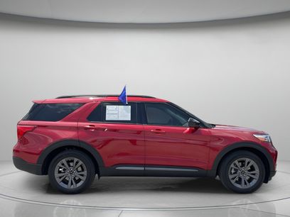 Certified 2024 Ford Explorer XLT w/ Equipment Group 202A