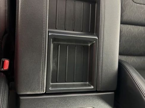 Used 2022 Toyota Tundra Limited w/ Power Package image 29