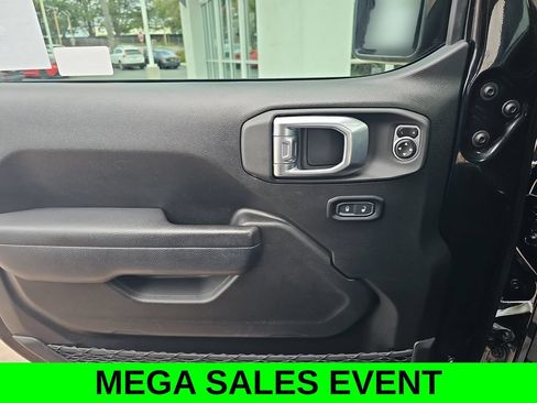 Used 2024 Jeep Wrangler Unlimited Sport AWD/4WD image 26