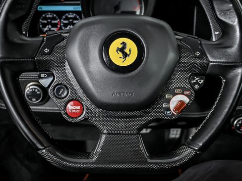 Used 2010 Ferrari 458 Italia image 28