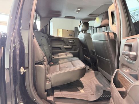 Used 2018 GMC Sierra 2500 Denali w/ Duramax Plus Package AWD/4WD image 25
