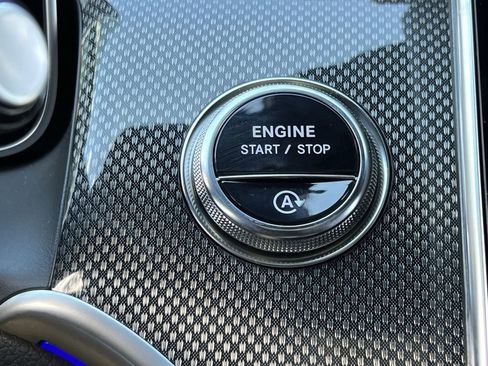 Certified 2026 Mercedes-Benz GLC 300 4MATIC image 31