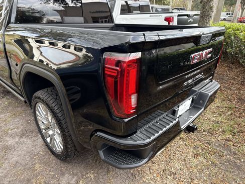 Used 2020 GMC Sierra 1500 Denali w/ Denali Ultimate Package image 11