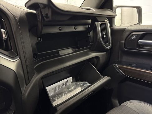 Used 2022 Chevrolet Silverado 1500 LT Trail Boss w/ Safety Package image 26