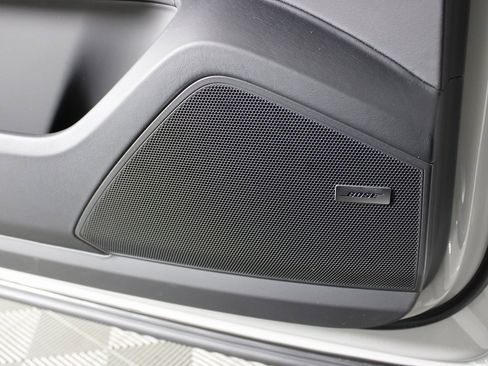 New 2026 Porsche Cayenne S image 17