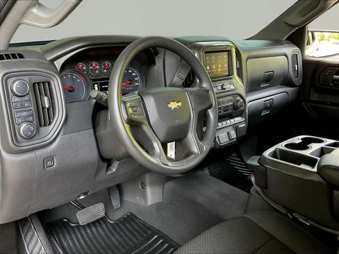 Used 2021 Chevrolet Silverado 1500 Custom AWD/4WD image 17