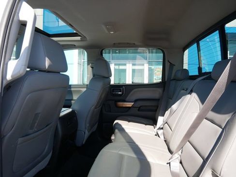 Used 2015 Chevrolet Silverado 2500 LTZ w/ LTZ Plus Package AWD/4WD image 8